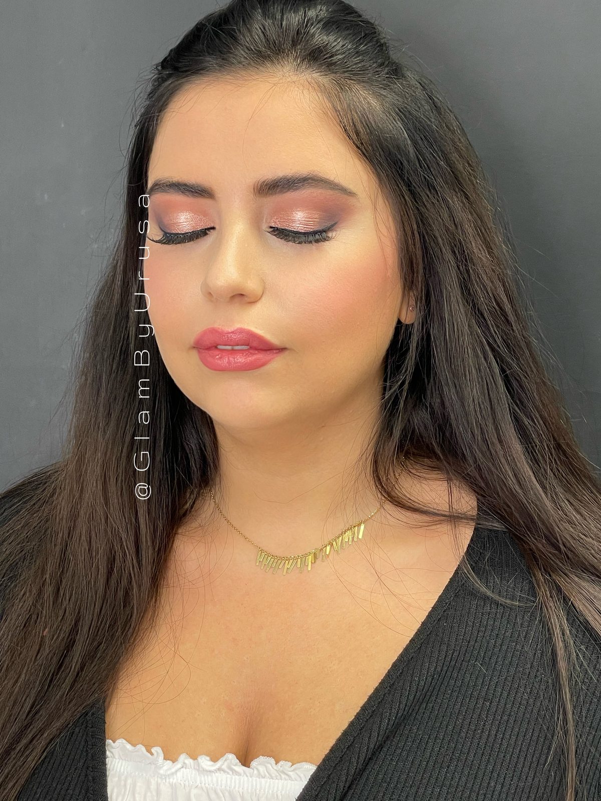 Rose gold party makeup with a soft halo eye, warm blush and a pink lip